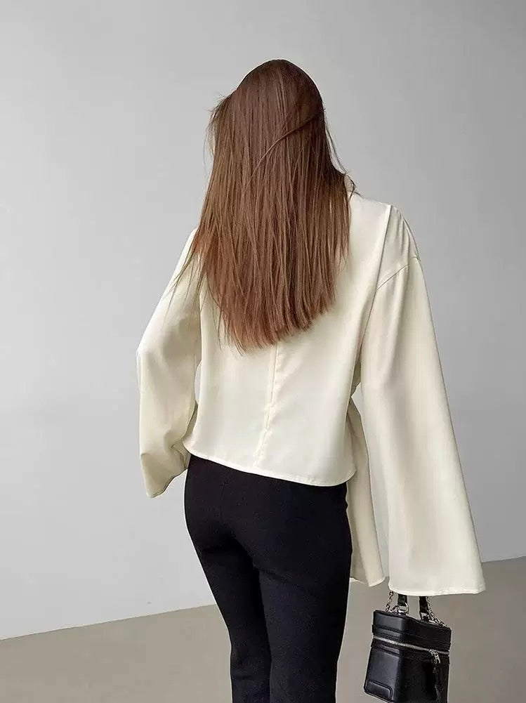 Élise Elegant Blouse