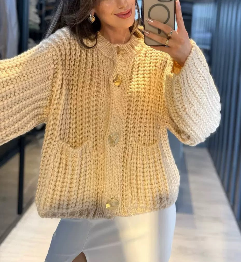Trendiger Kurz-Strickpullover