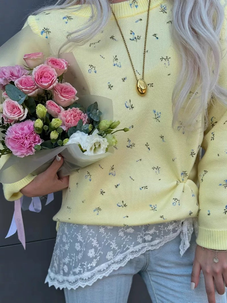 „Lemon Blossom“ – Zarter Frühlingspullover