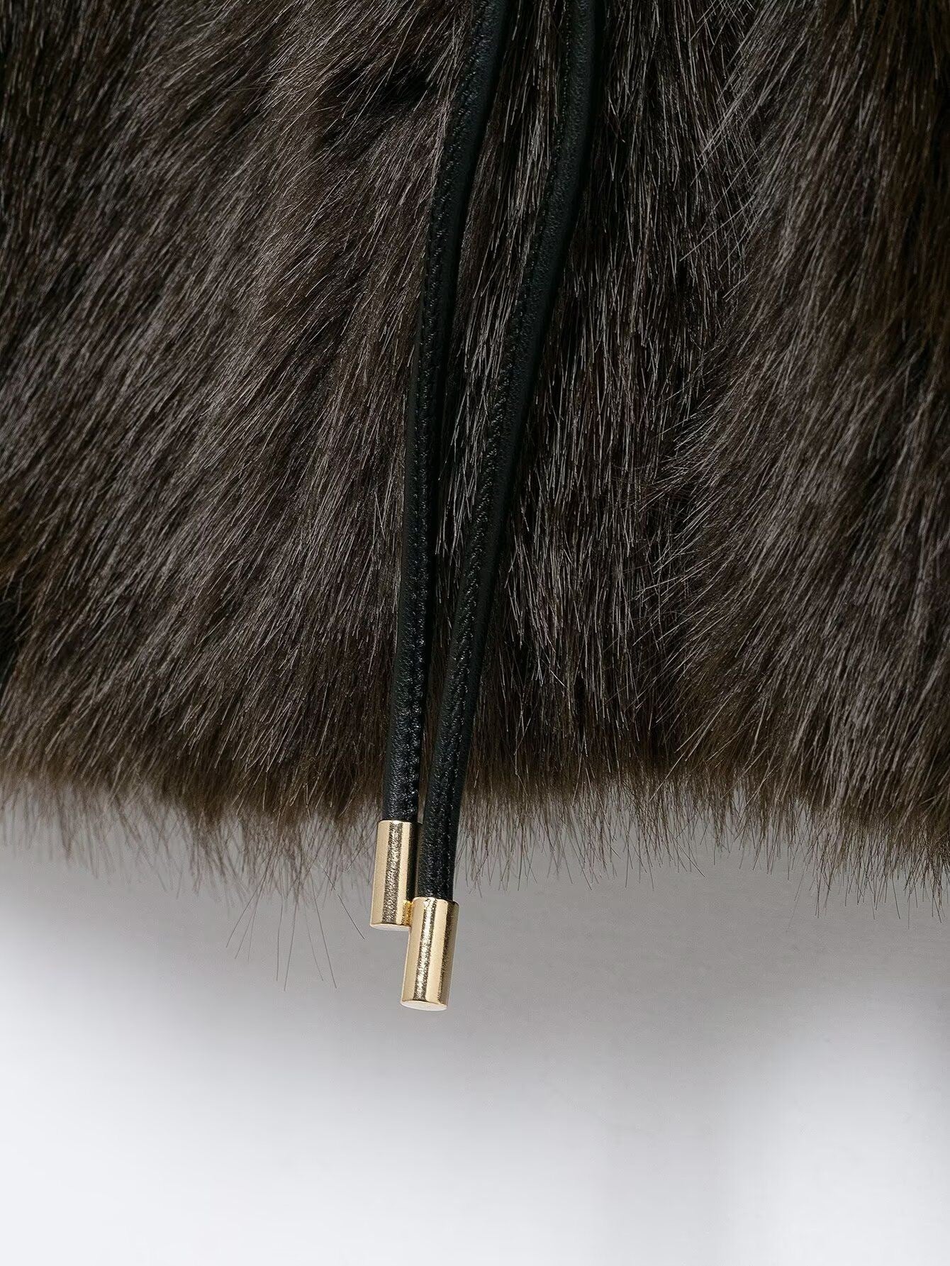 Soft Luxe Kunstfelljacke mit Gürtel