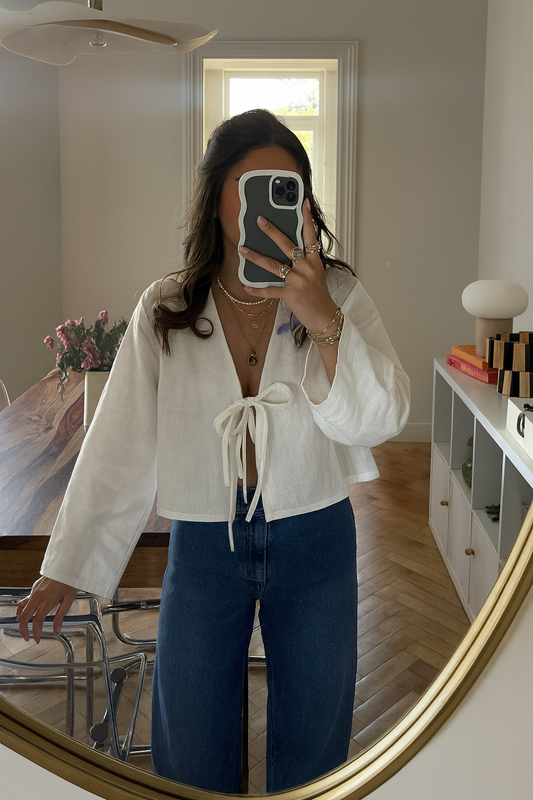 Luftige Sommerbluse mit Bindeband vorne